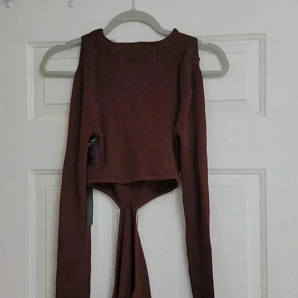 NWT h:ours Caeden Knit Dress with Chain in Chocolate - Picture 8 of 13